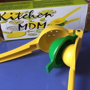 2 in 1 metal lemon lime squeezer